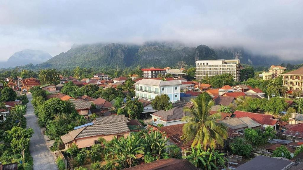 Vang Vieng Topview Hotel Экстерьер фото