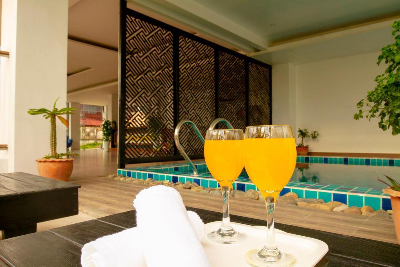 Vang Vieng Topview Hotel Экстерьер фото
